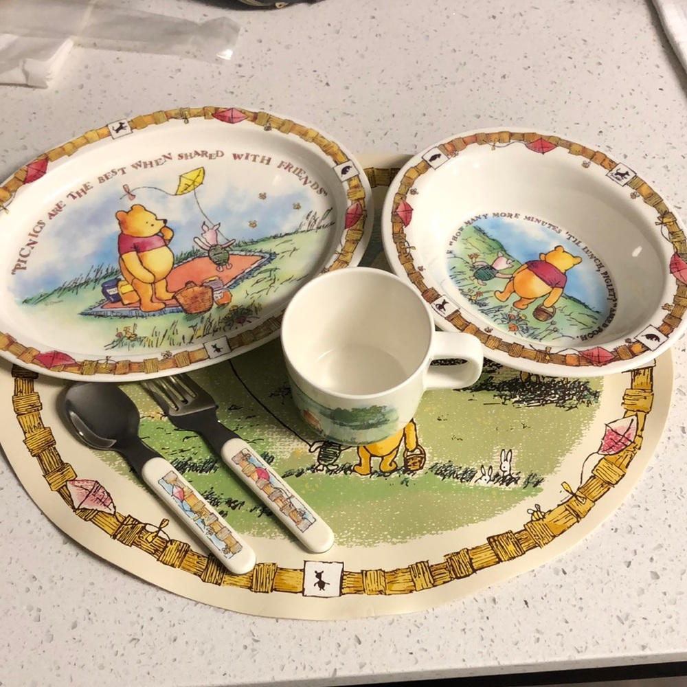 Vintage 6PC Winnie the Pooh Children’s Dinnerware Set